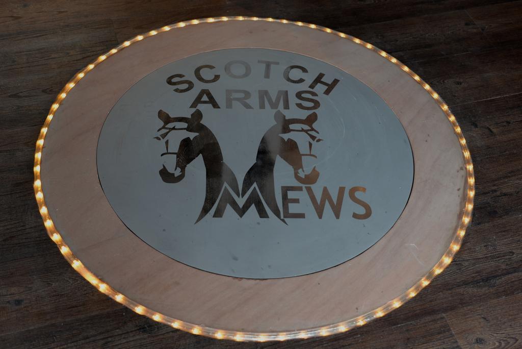 Scotch Arms Mews Bed & Breakfast 布兰普顿 外观 照片